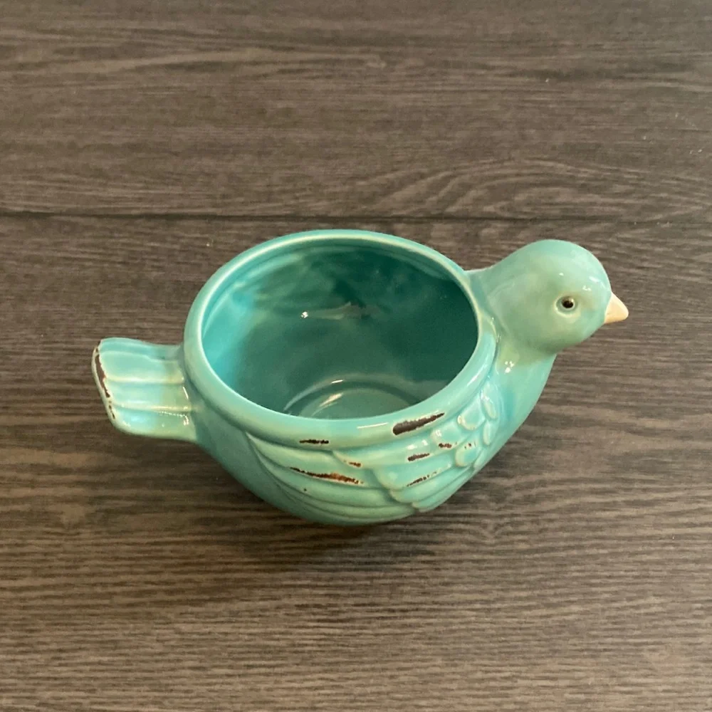 Seafoam green ceramic bird container. 4” diameter across opening. Cute! - Picture 4 of 11